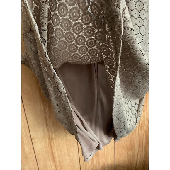 new taupe Rabbit Rabbit Rabbit dress size 8 layered short sleeve - Picture 9 of 9